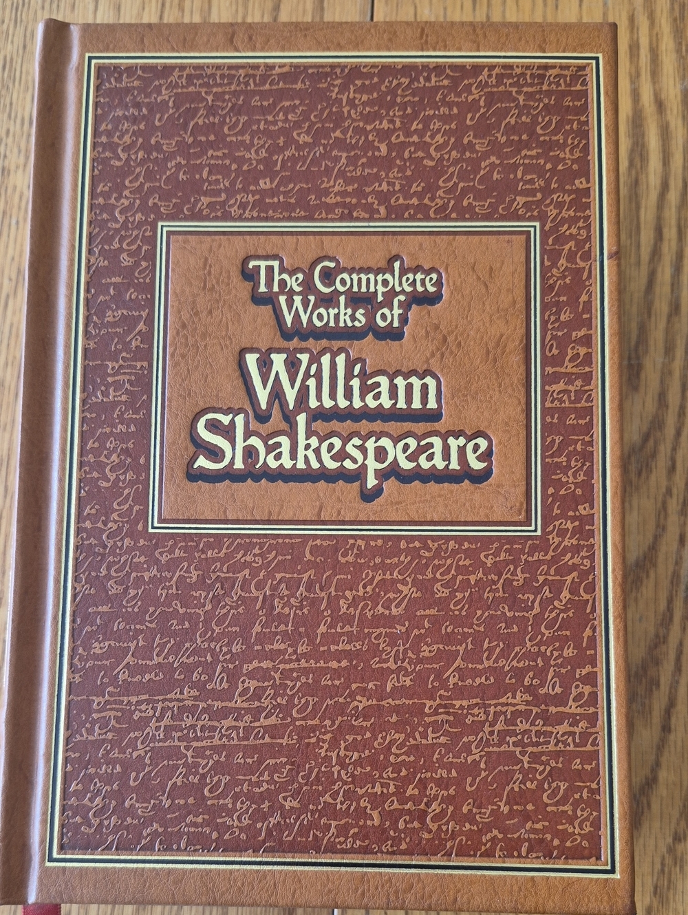 The Complete Works of William Shakespeare - Brown Decorative Hardcover With Gold